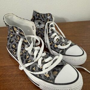 Converse Women's Gray and Tan Leopard High-Tops
